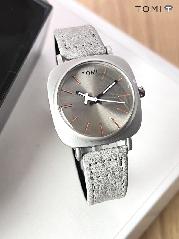 Tomi Original Leather Strap Watch – Waterproof | Box Included | Elegant Design For Everyday Wear